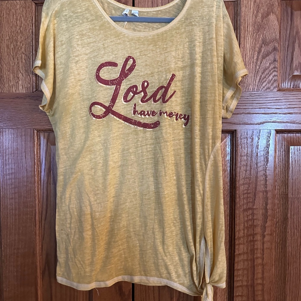 Cato est 1946 top Gold With “Lord Have Mercy” Design Size XL